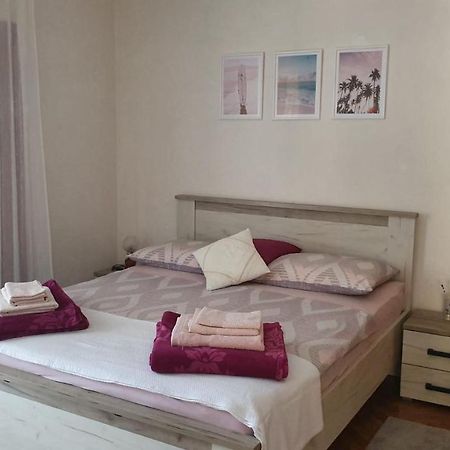 Apartmani Sofia Njivice Εξωτερικό φωτογραφία