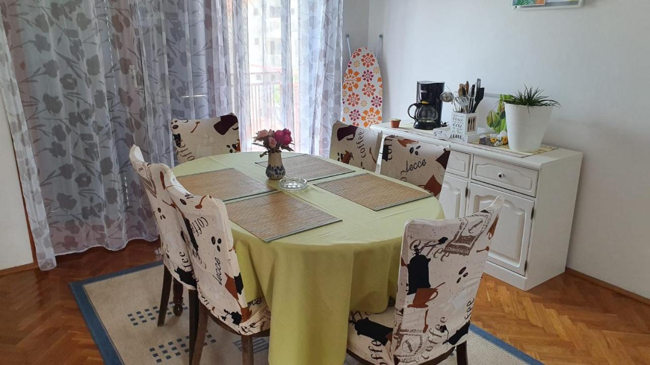 Apartmani Sofia Njivice Εξωτερικό φωτογραφία
